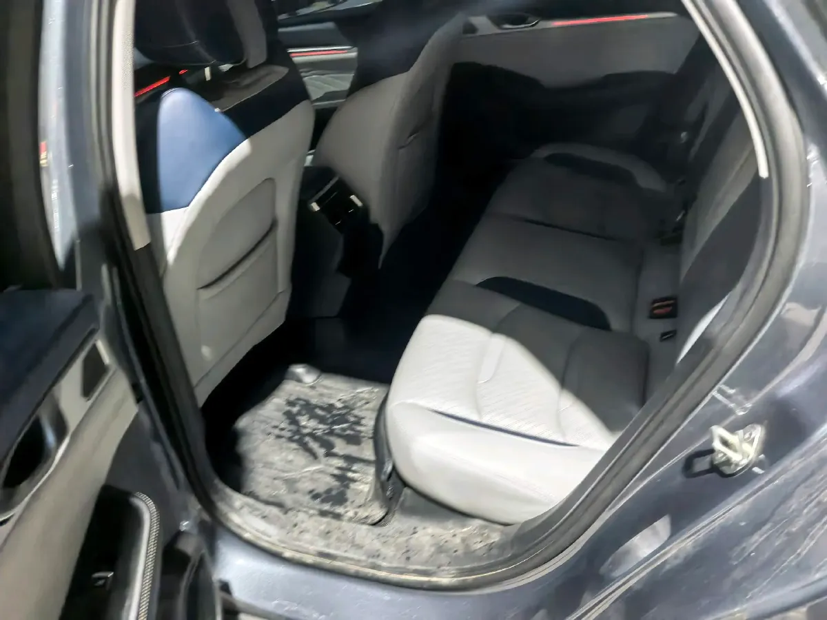 2021 Geely Preface 2.0T 190HP L4 7DCT,autocango,china used car exporter,china ev exporter,chinese used car exporter,chinese used ev exporter