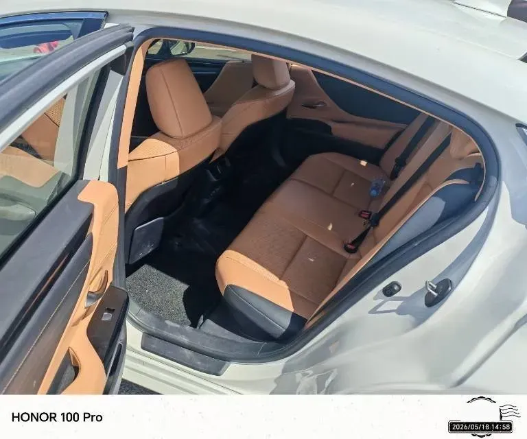 2022 Lexus ES 2.5L 178HP L4 E-CVT Hybrid,autocango,china used car exporter,china ev exporter,chinese used car exporter,chinese used ev exporter