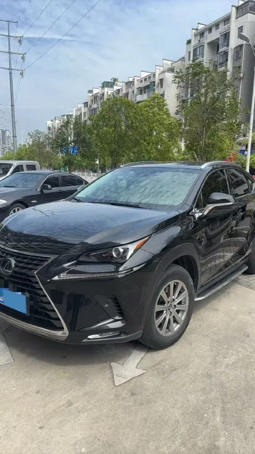 2018 Lexus NX 2.5L 155HP L4 E-CVT Hybrid,autocango,china used car exporter,china ev exporter,chinese used car exporter,chinese used ev exporter