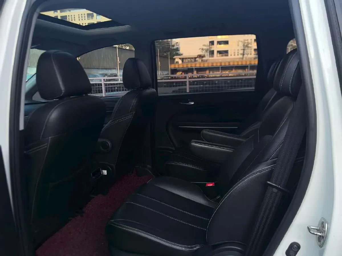 2021 GAC Trumpchi M6 1.5T 169HP L4 7DCT,autocango,china used car exporter,china ev exporter,chinese used car exporter,chinese used ev exporter