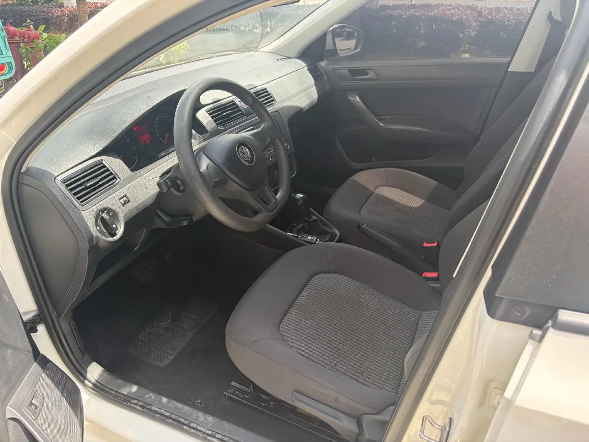 2021 DongFeng Aeolus YiXuan MAX 1.5T 190HP L4 7DCT,autocango,china used car exporter,china ev exporter,chinese used car exporter,chinese used ev exporter