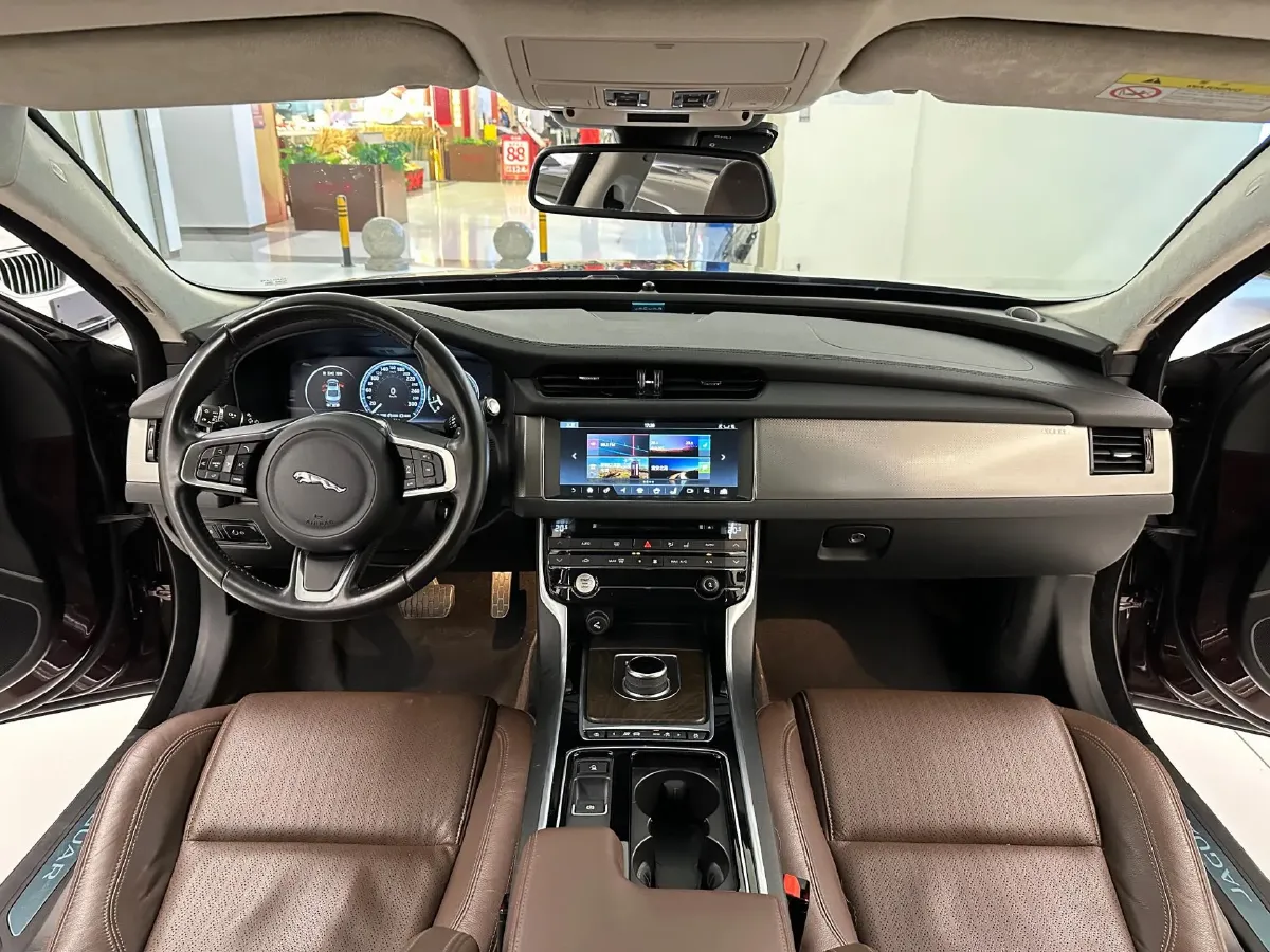 2018 Mercedes-Benz E Class 2.0T 184HP L4 9AT,autocango,china used car exporter,china ev exporter,chinese used car exporter,chinese used ev exporter