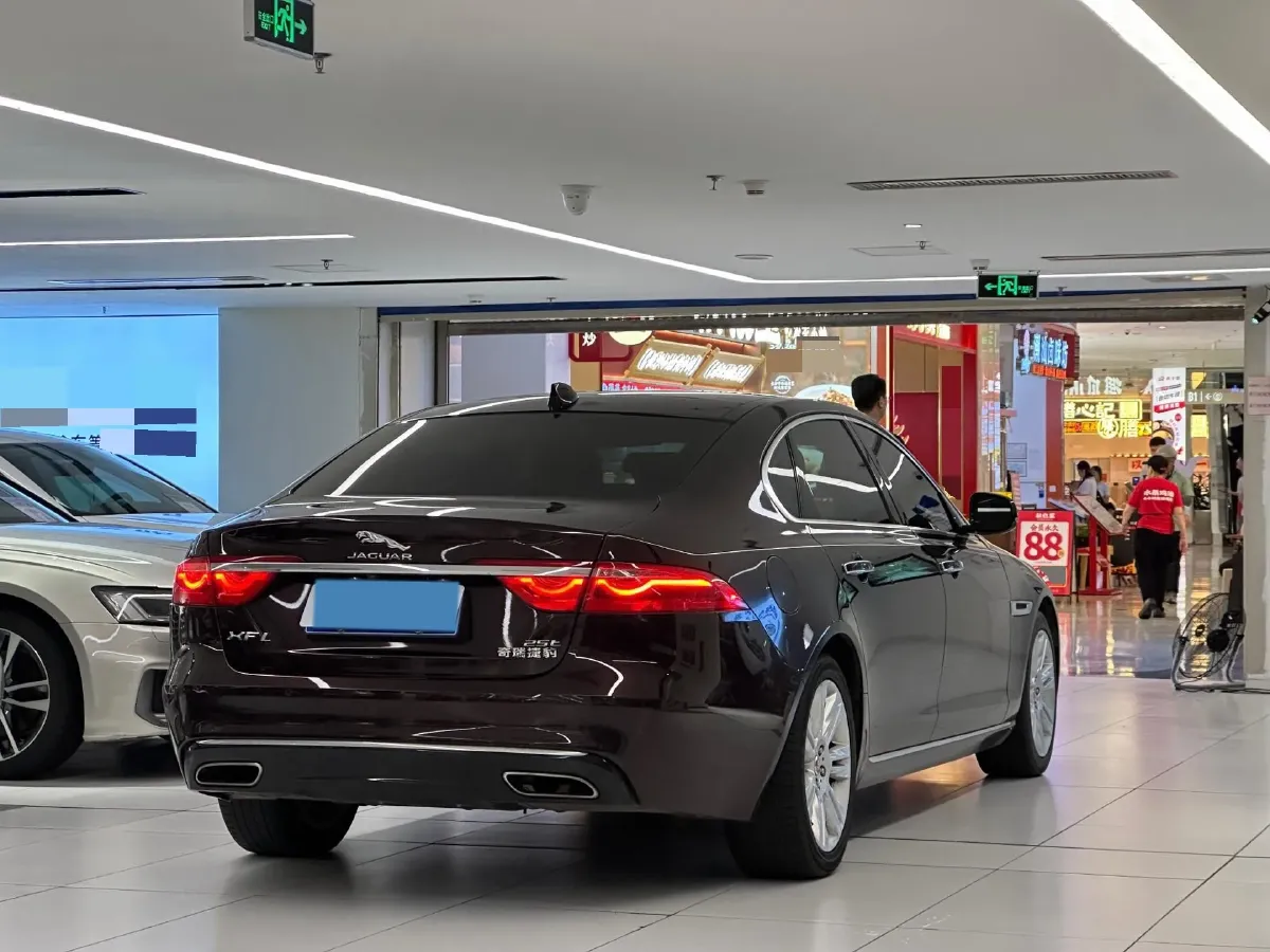 2018 Mercedes-Benz E Class 2.0T 184HP L4 9AT,autocango,china used car exporter,china ev exporter,chinese used car exporter,chinese used ev exporter