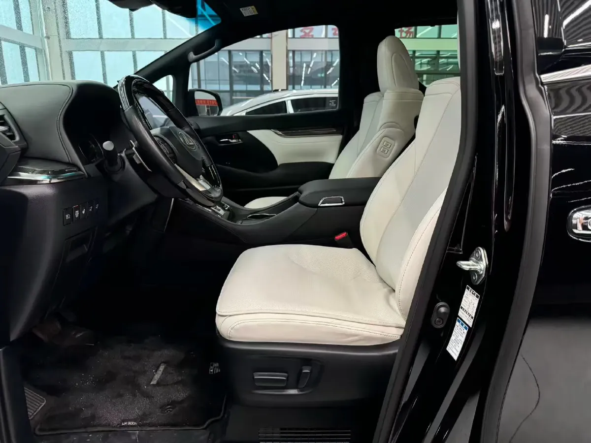 2020 Lexus LM 2.5L 117HP L4 E-CVT Hybrid,autocango,china used car exporter,china ev exporter,chinese used car exporter,chinese used ev exporter