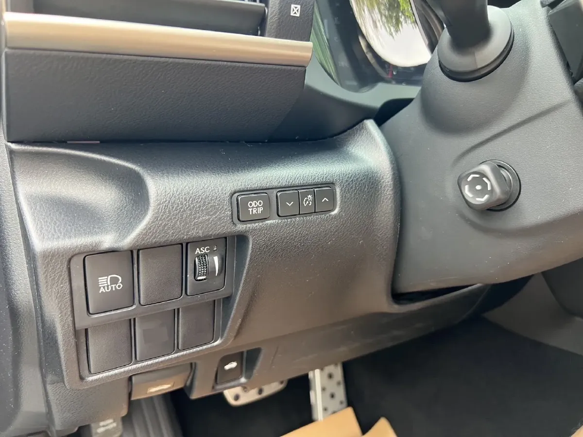 2017 Lexus IS 2.0T 245HP L4 8AT,autocango,china used car exporter,china ev exporter,chinese used car exporter,chinese used ev exporter