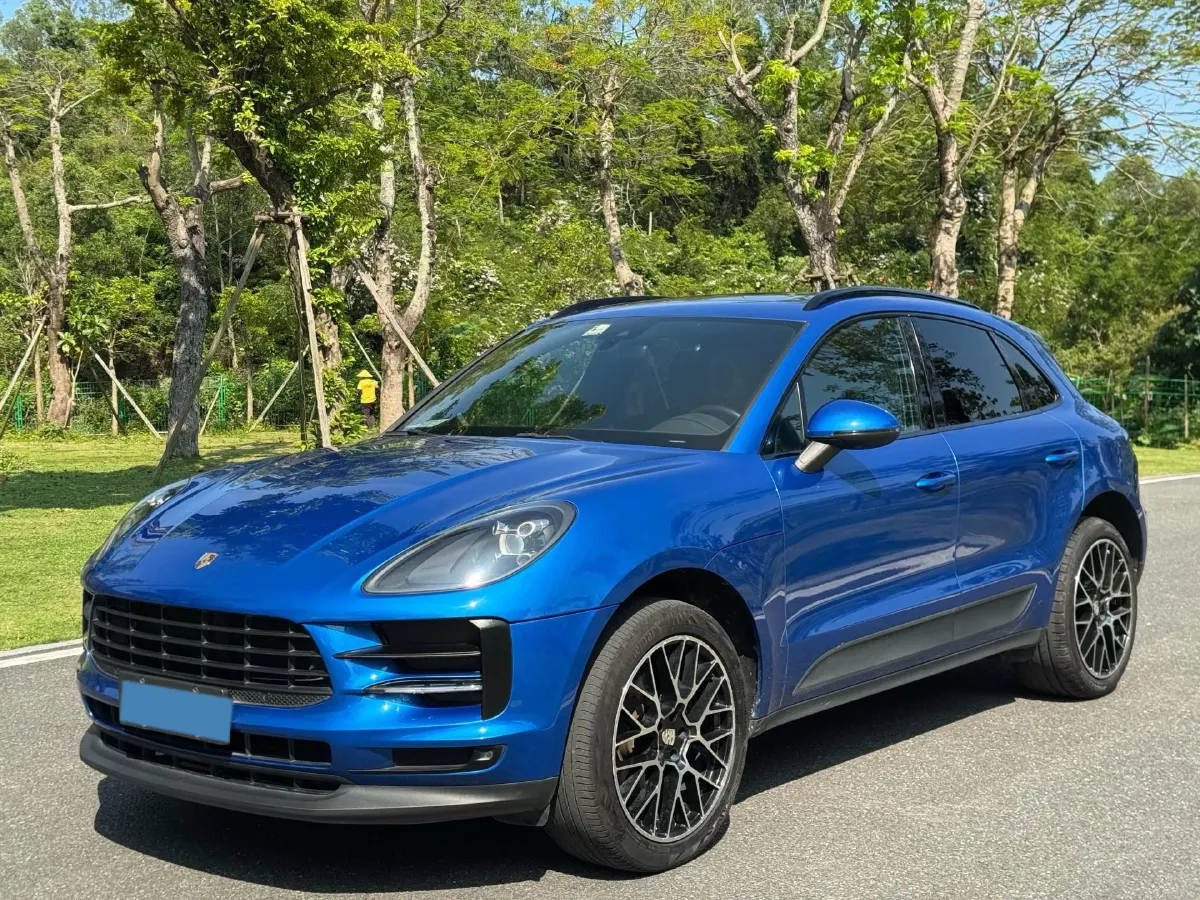 2020 Porsche Macan 2.0T 252HP L4 7DCT,autocango,china used car exporter,china ev exporter,chinese used car exporter,chinese used ev exporter
