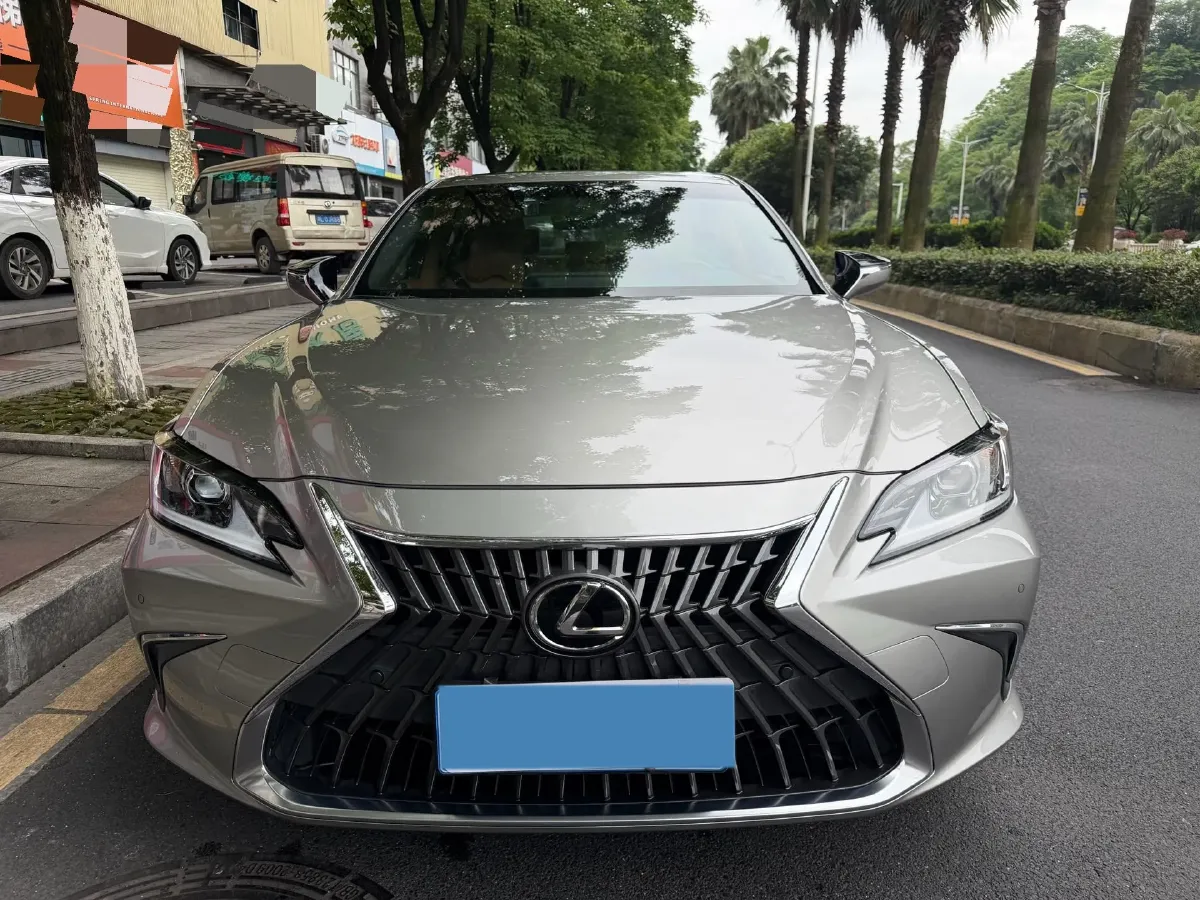 2021 Lexus ES 2.5L 178HP L4 E-CVT Hybrid,autocango,china used car exporter,china ev exporter,chinese used car exporter,chinese used ev exporter