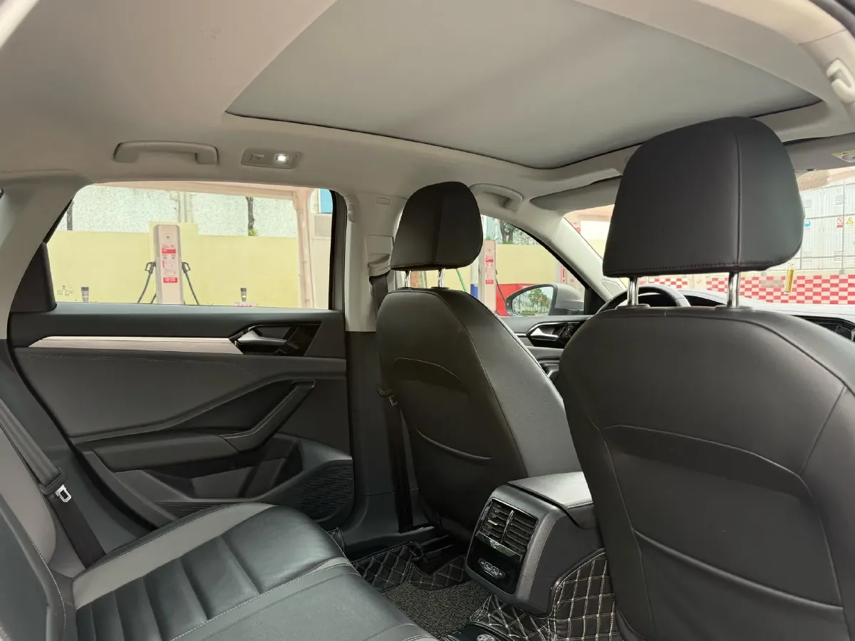 2021 Volkswagen Sagitar 1.4T 150HP L4 7DCT,autocango,china used car exporter,china ev exporter,chinese used car exporter,chinese used ev exporter