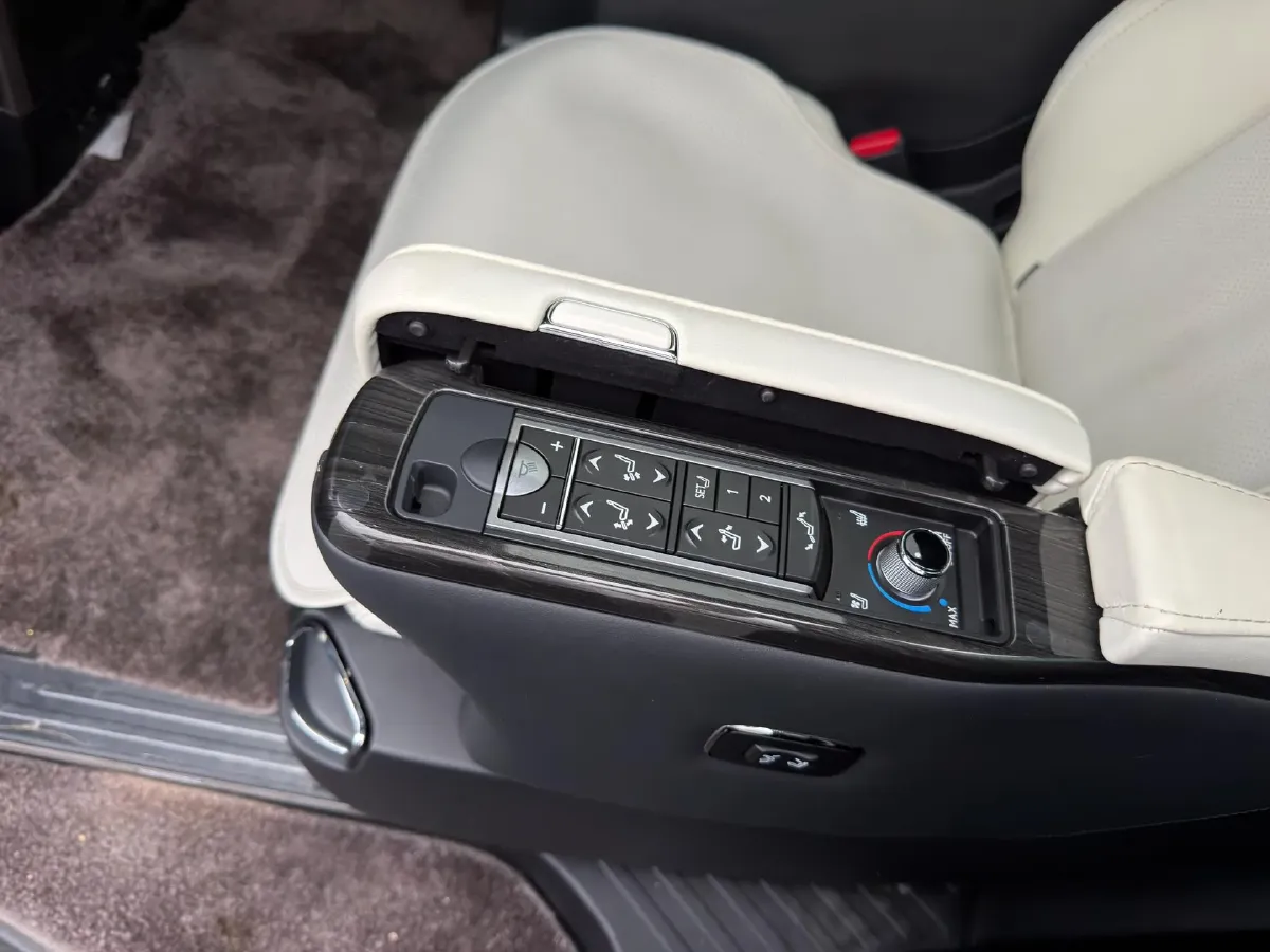 2020 Lexus LM 2.5L 117HP L4 E-CVT Hybrid,autocango,china used car exporter,china ev exporter,chinese used car exporter,chinese used ev exporter