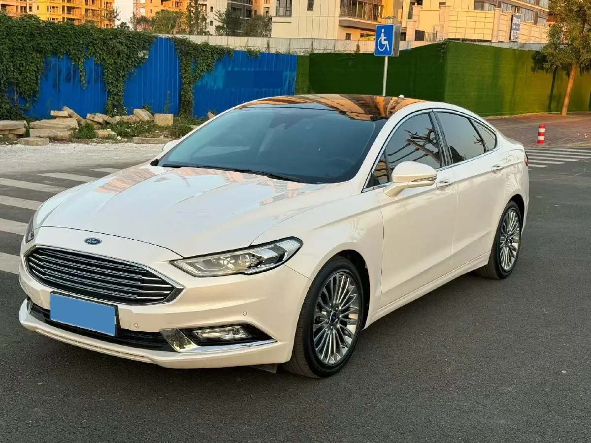 2017 Ford Mondeo 2.0T 245HP L4 6AT,autocango,china used car exporter,china ev exporter,chinese used car exporter,chinese used ev exporter