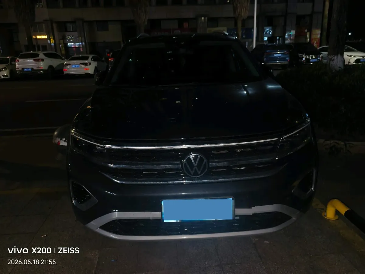 2021 Volkswagen Talagon 2.0T 220HP L4 7DCT,autocango,china used car exporter,china ev exporter,chinese used car exporter,chinese used ev exporter