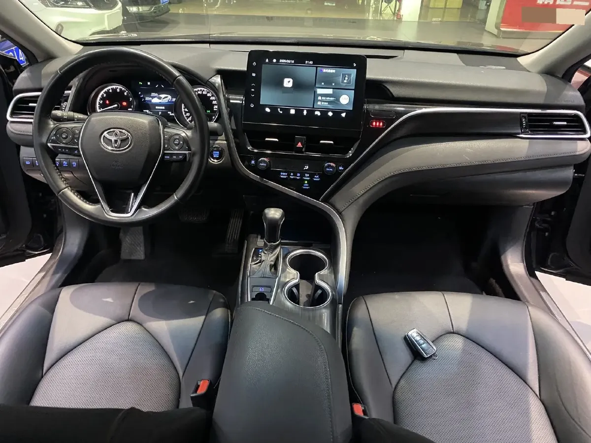 2023 Toyota Camry 2.0L 177HP L4 CVT,autocango,china used car exporter,china ev exporter,chinese used car exporter,chinese used ev exporter