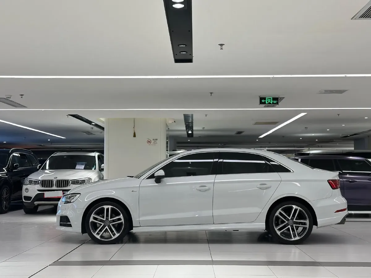 2018 Audi A3 2.0T 190HP L4 7DCT,autocango,china used car exporter,china ev exporter,chinese used car exporter,chinese used ev exporter