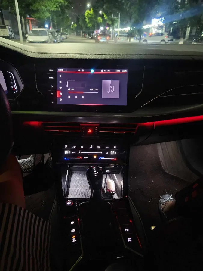 2023 Volkswagen Passat 2.0T 186HP L4 7DCT,autocango,china used car exporter,china ev exporter,chinese used car exporter,chinese used ev exporter