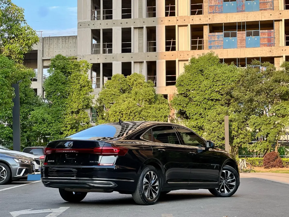 2023 Volkswagen Passat 2.0T 186HP L4 7DCT,autocango,china used car exporter,china ev exporter,chinese used car exporter,chinese used ev exporter