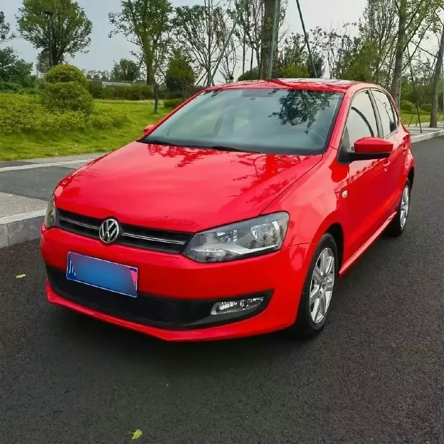 2013 Volkswagen Polo 1.4L 86HP L4 5MT