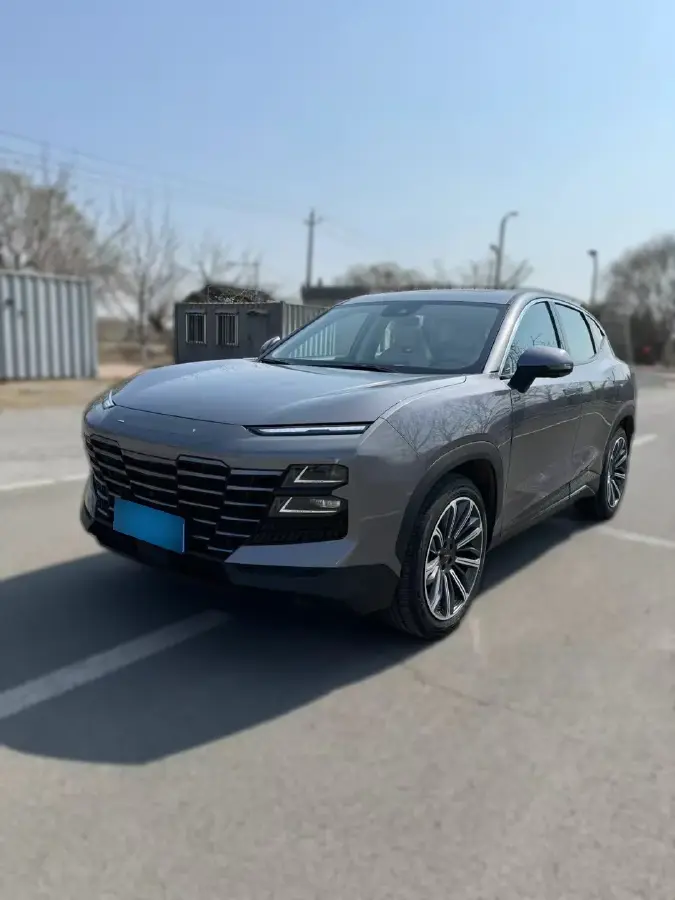 2022 Jetour DASHING 1.6T 197HP L4 7DCT