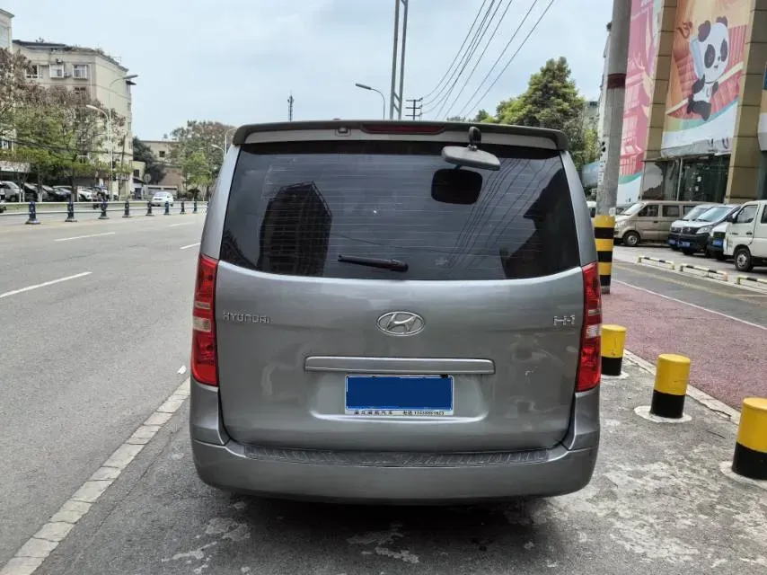 2011 Hyundai H-1 Wagon 2.4L 173HP L4 4AT,autocango,china used car exporter,china ev exporter,chinese used car exporter,chinese used ev exporter