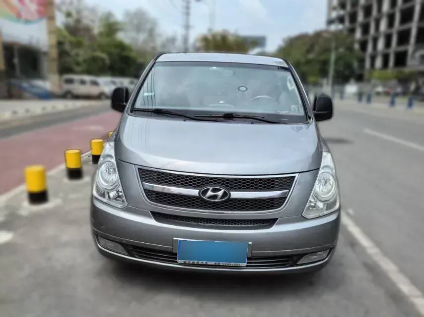2011 Hyundai H-1 Wagon 2.4L 173HP L4 4AT,autocango,china used car exporter,china ev exporter,chinese used car exporter,chinese used ev exporter