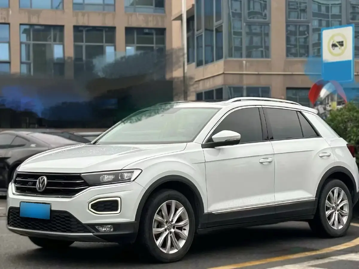 2019 Volkswagen T-Roc 1.4T 150HP L4 7DCT