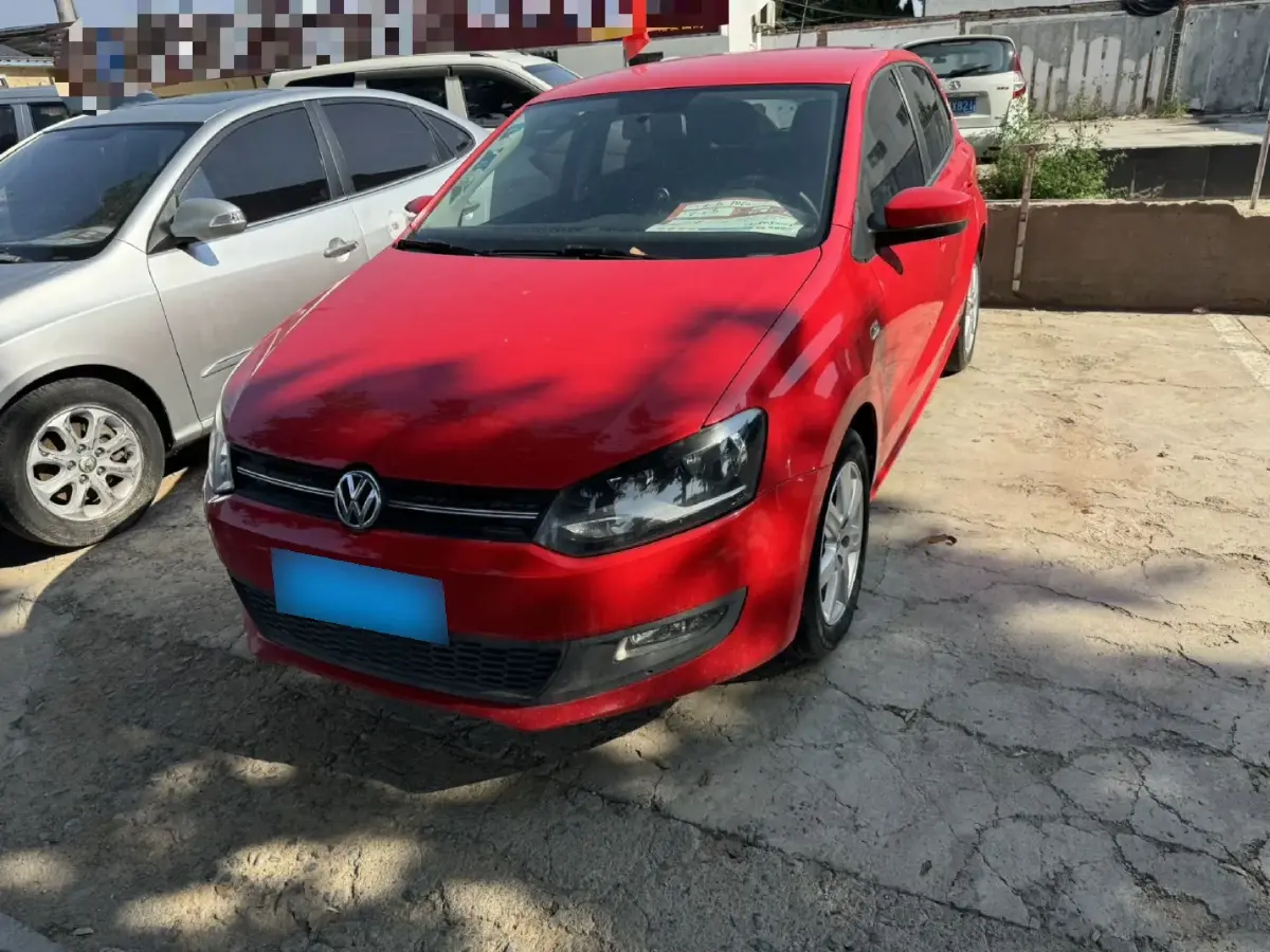 2013 Volkswagen Polo 1.4L 86HP L4 5MT