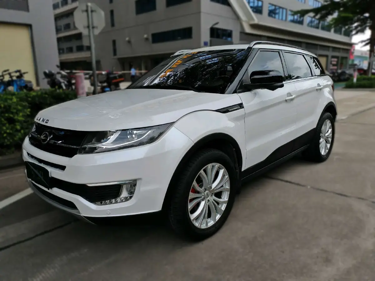 2016 Landwind X7 2.0T 190HP L4 8AT