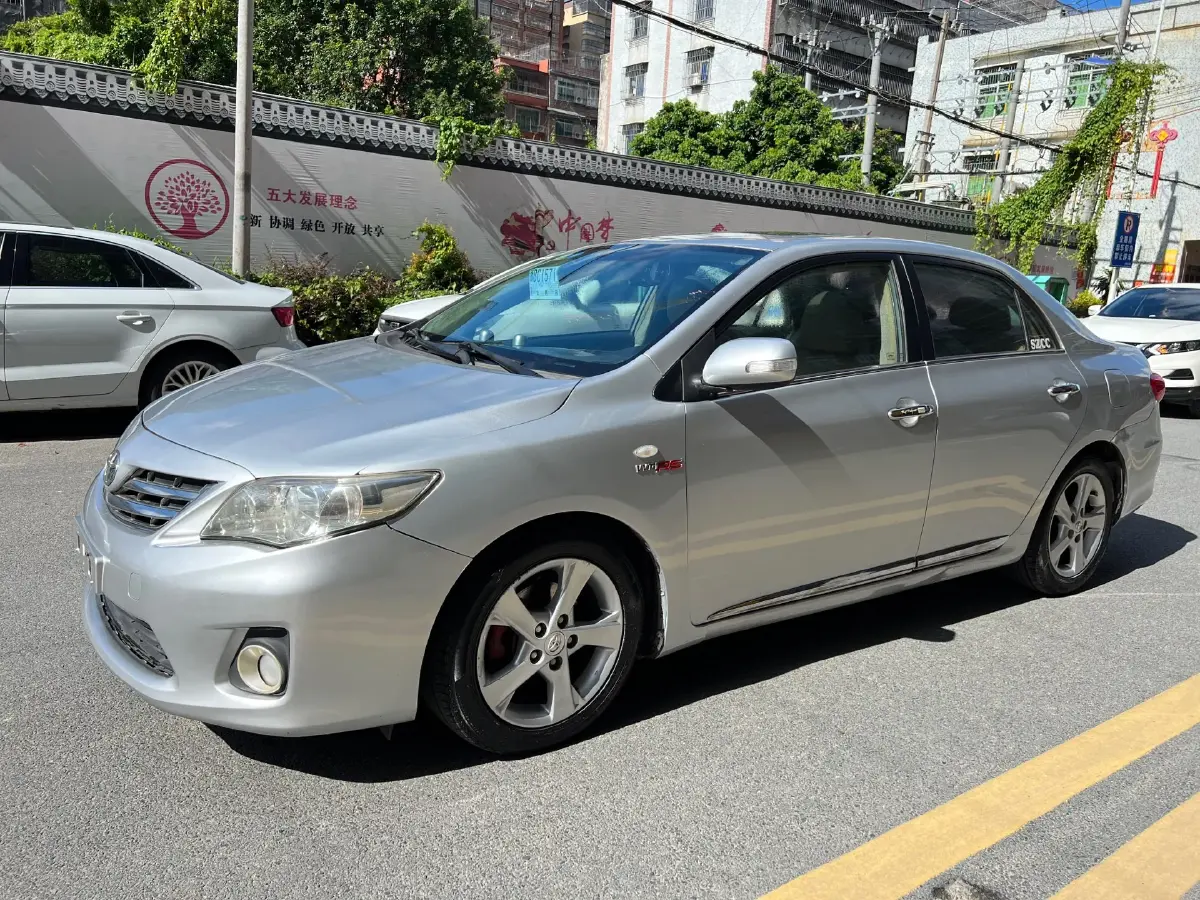 2012 Toyota Corolla 1.8L 140HP L4 CVT