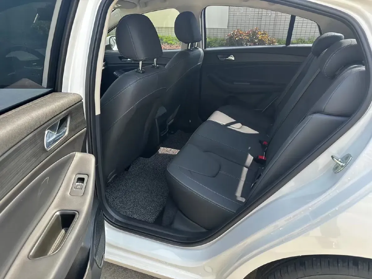 2024 Chery Arrizo 5 1.5L 120HP L4 CVT,autocango,china used car exporter,china ev exporter,chinese used car exporter,chinese used ev exporter