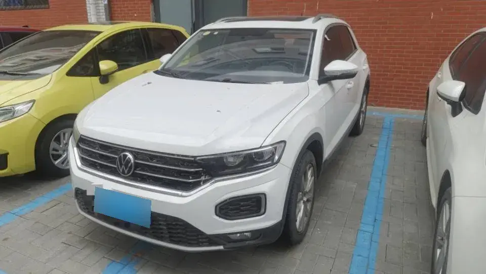 2020 Volkswagen T-Roc 1.4T 150HP L4 7DCT