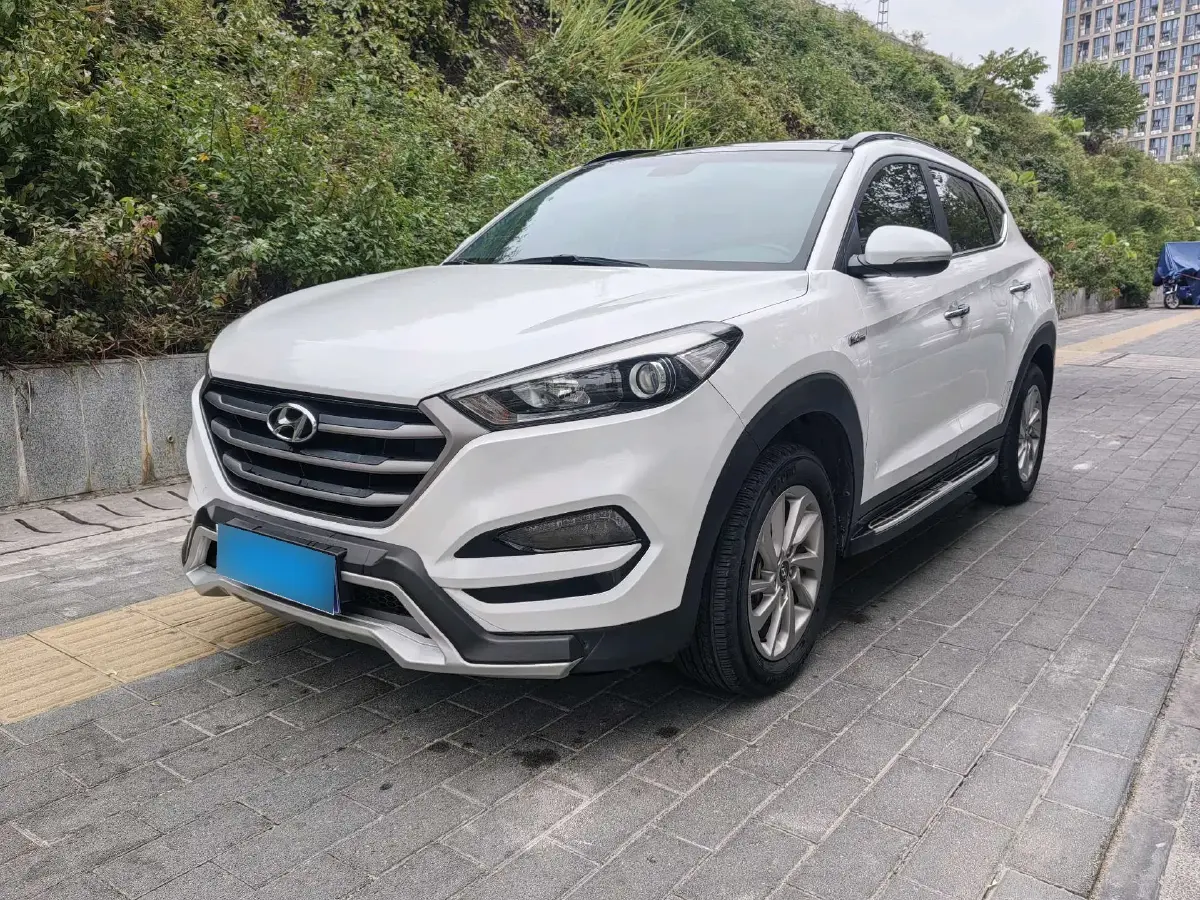 2015 Hyundai Tucson 1.6T 177HP L4 7DCT