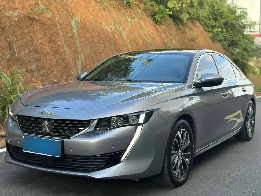 2022 Peugeot 508 1.8T 211HP L4 8AT