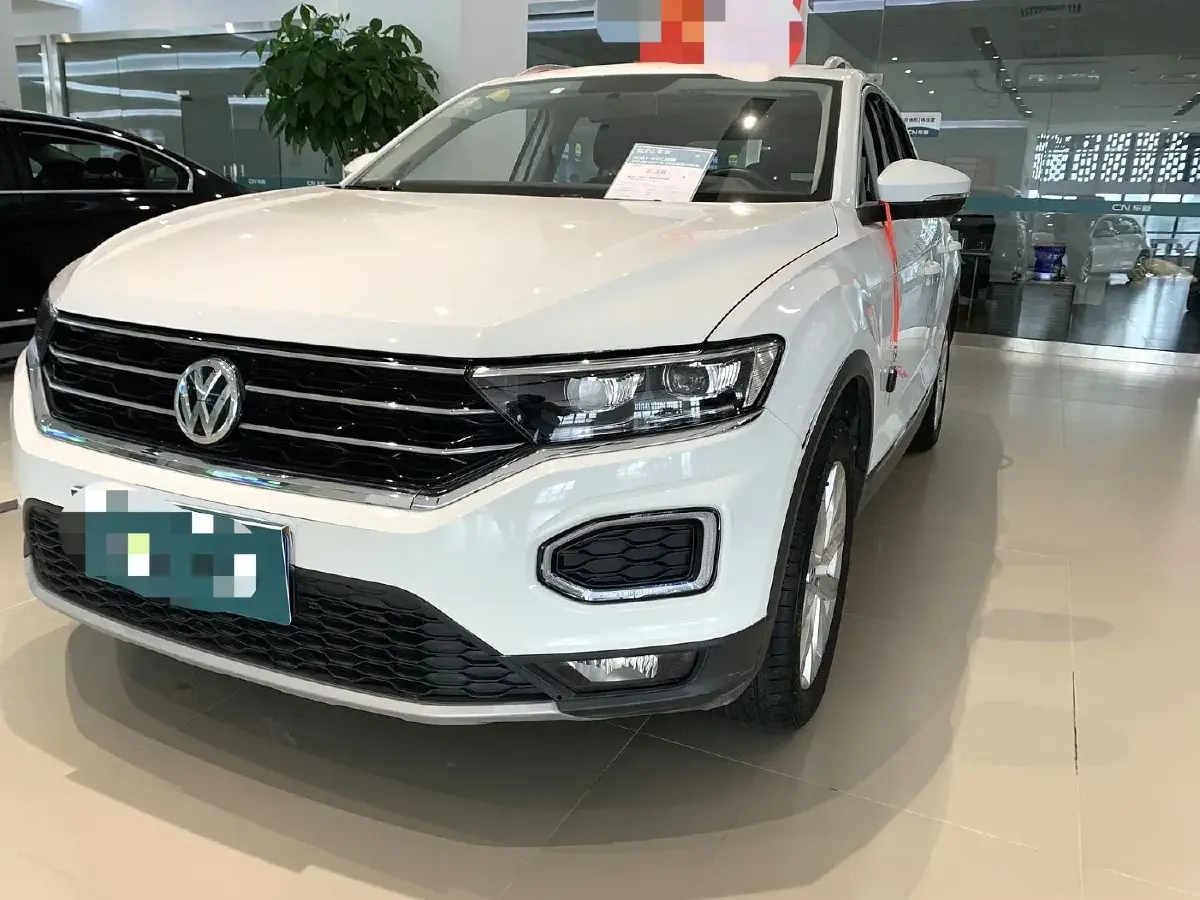 2020 Volkswagen T-Roc 1.4T 150HP L4 7DCT