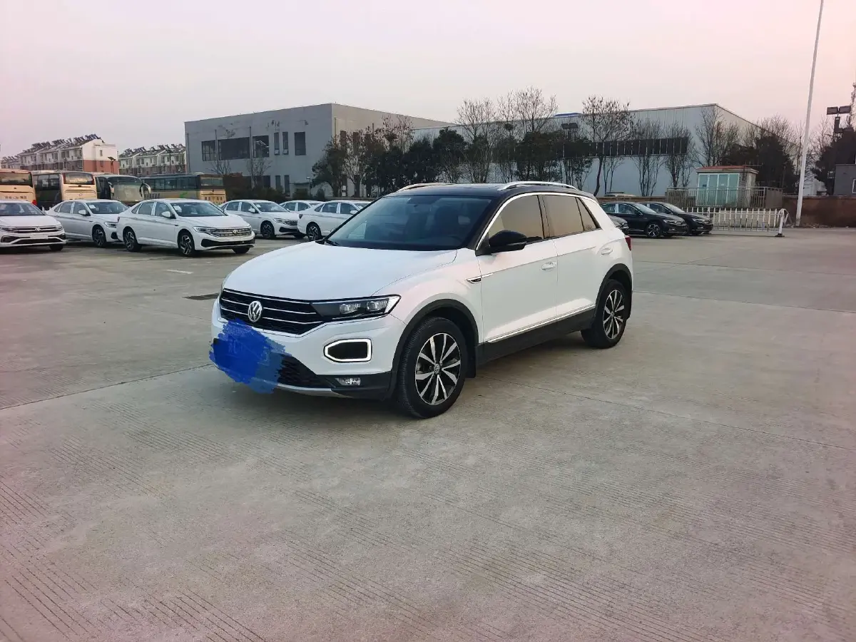 2018 Volkswagen T-Roc 1.4T 150HP L4 7DCT