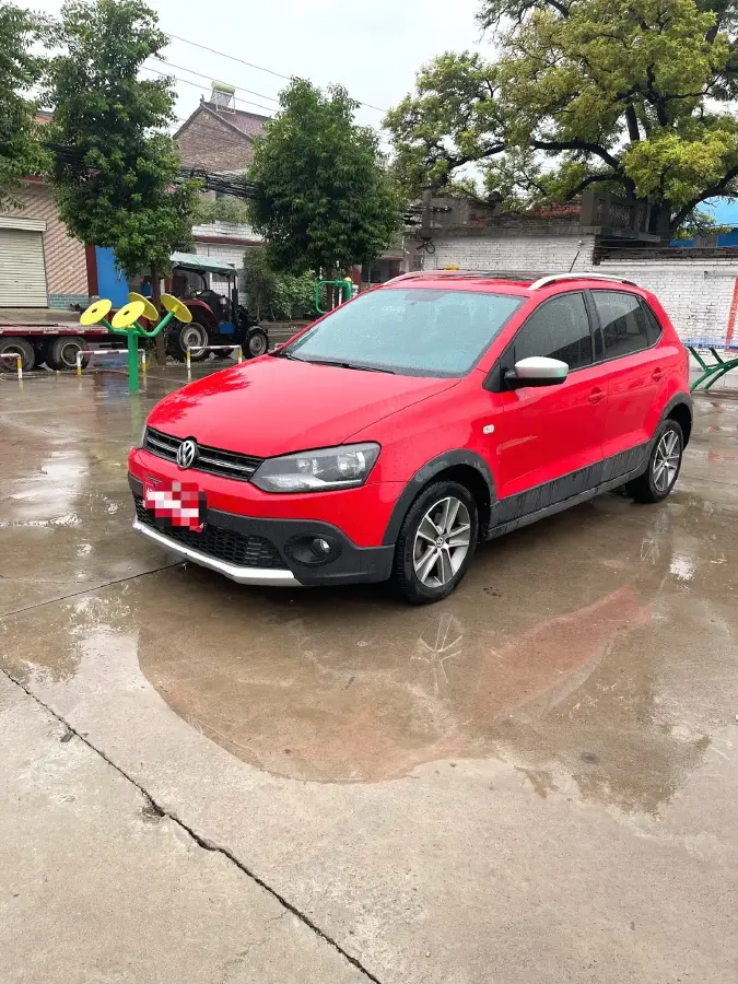 2012 Volkswagen Polo 1.6L 105HP L4 5MT