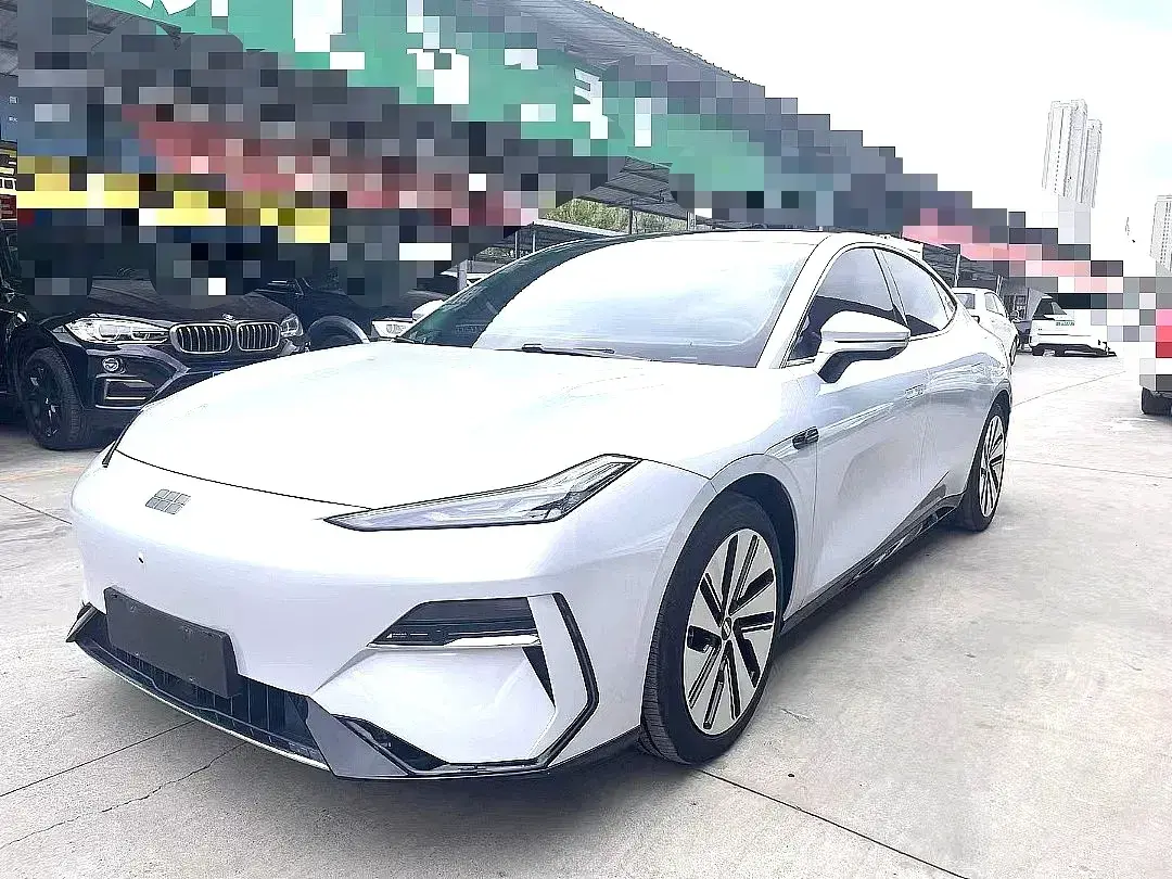 2024 Geely Galaxy E8 BEV 76KWH
