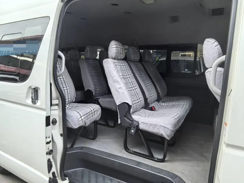 2011 Toyota Hiace 2.7L 154HP L4 4AT,autocango,china used car exporter,china ev exporter,chinese used car exporter,chinese used ev exporter