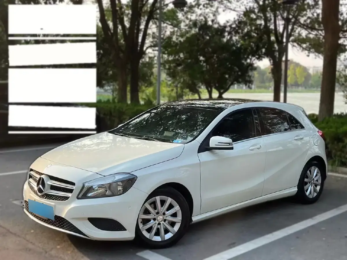 2013 Mercedes-Benz A Class 1.6T 122HP L4 7DCT