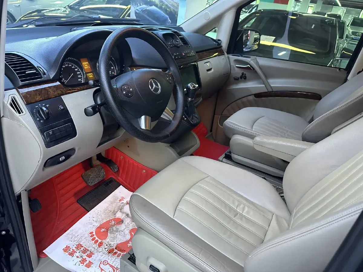 2012 Mercedes-Benz Viano 2.5L 190HP V6 5AT,autocango,china used car exporter,china ev exporter,chinese used car exporter,chinese used ev exporter