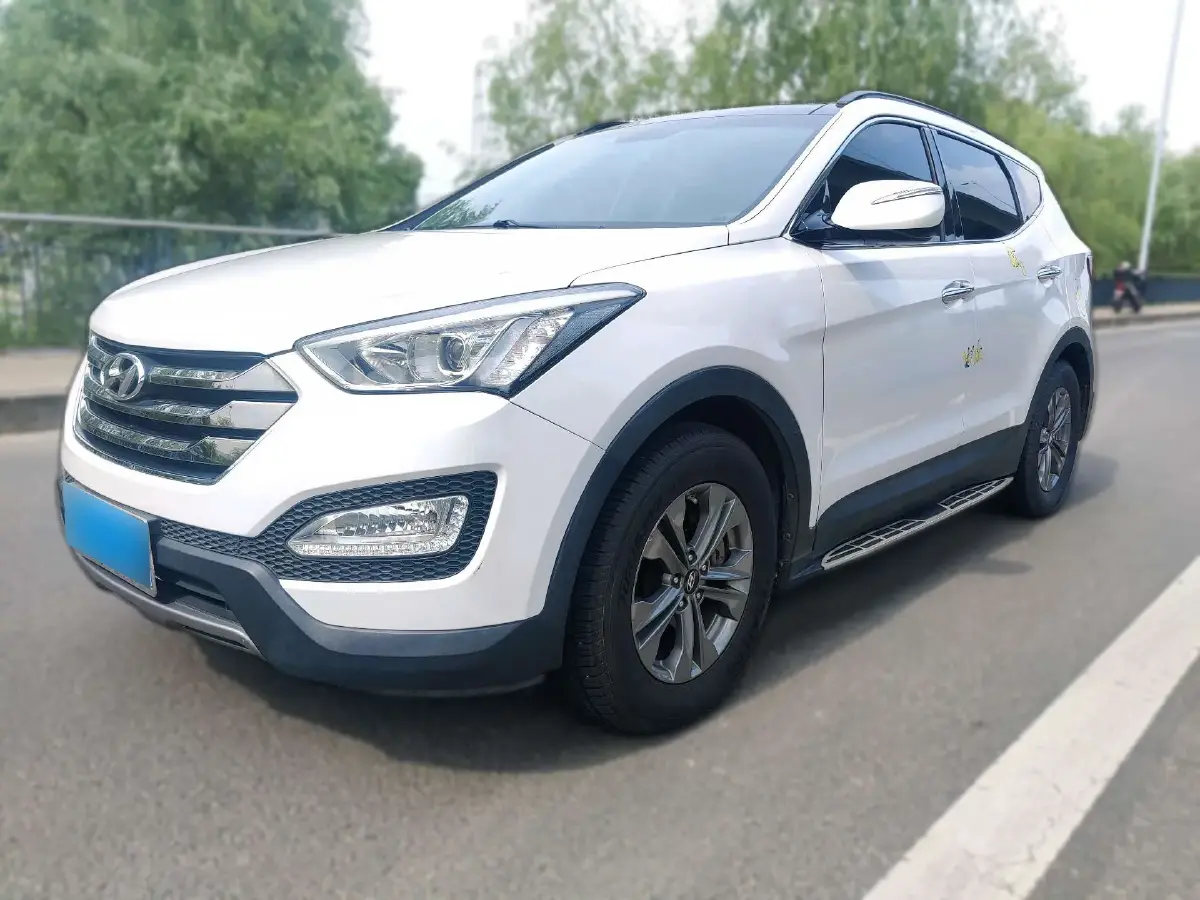 2015 Hyundai Santafe 2.4L 189HP L4 6AT
