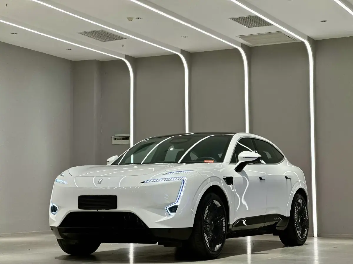 2023 Avatr 11 BEV 90KWH