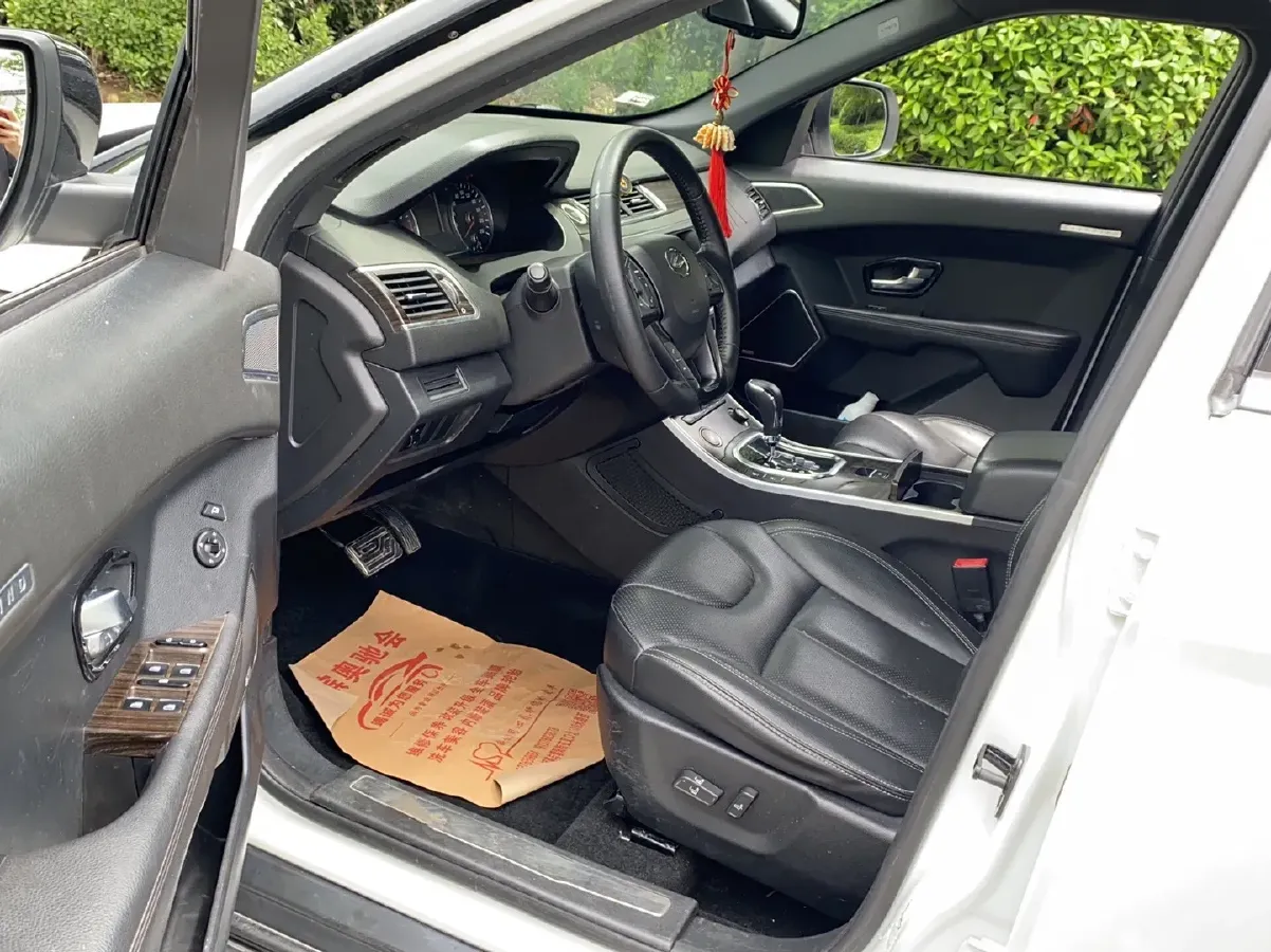 2016 Landwind X7 2.0T 190HP L4 8AT,autocango,china used car exporter,china ev exporter,chinese used car exporter,chinese used ev exporter