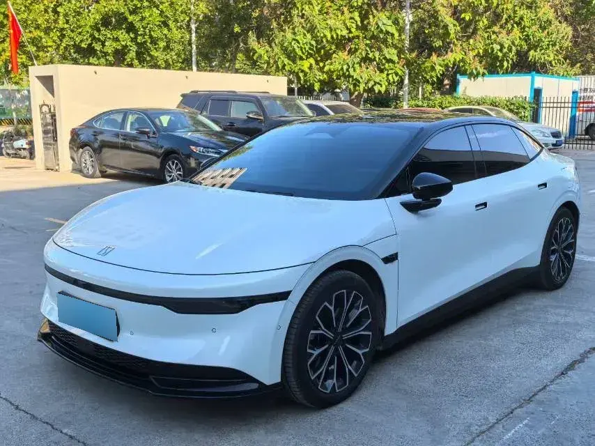 2024 Zeekr 007 BEV 75KWH