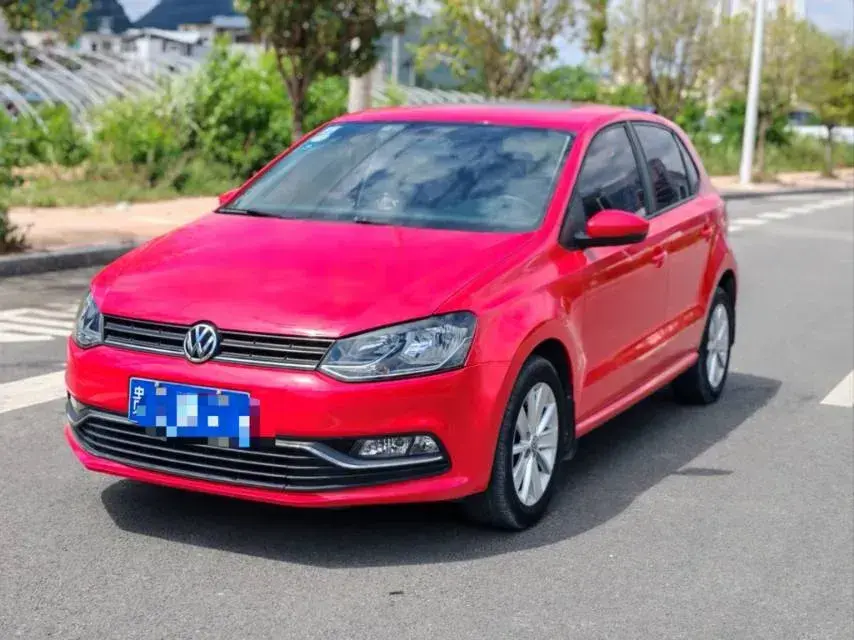 2016 Volkswagen Polo 1.6L 110HP L4 5MT