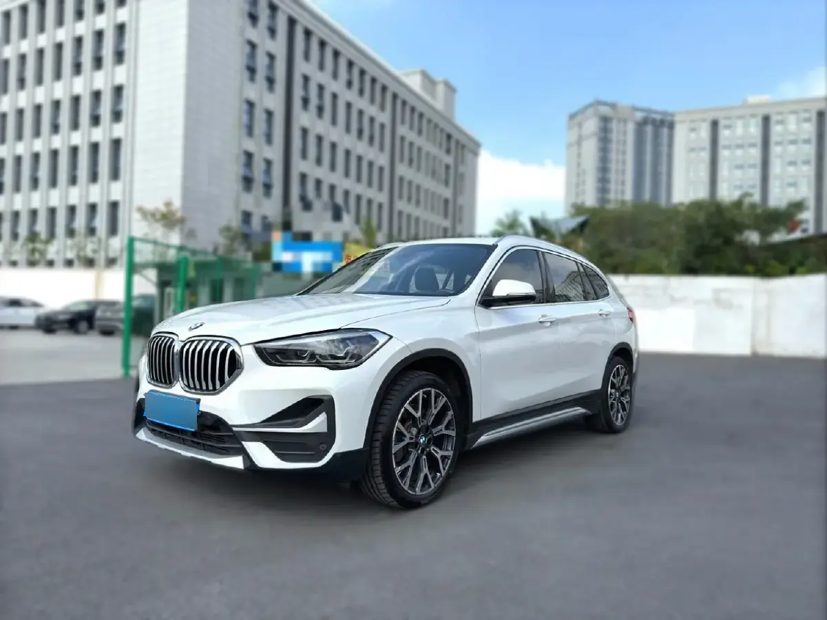 2020 BMW X1 2.0T 192HP L4 8AT