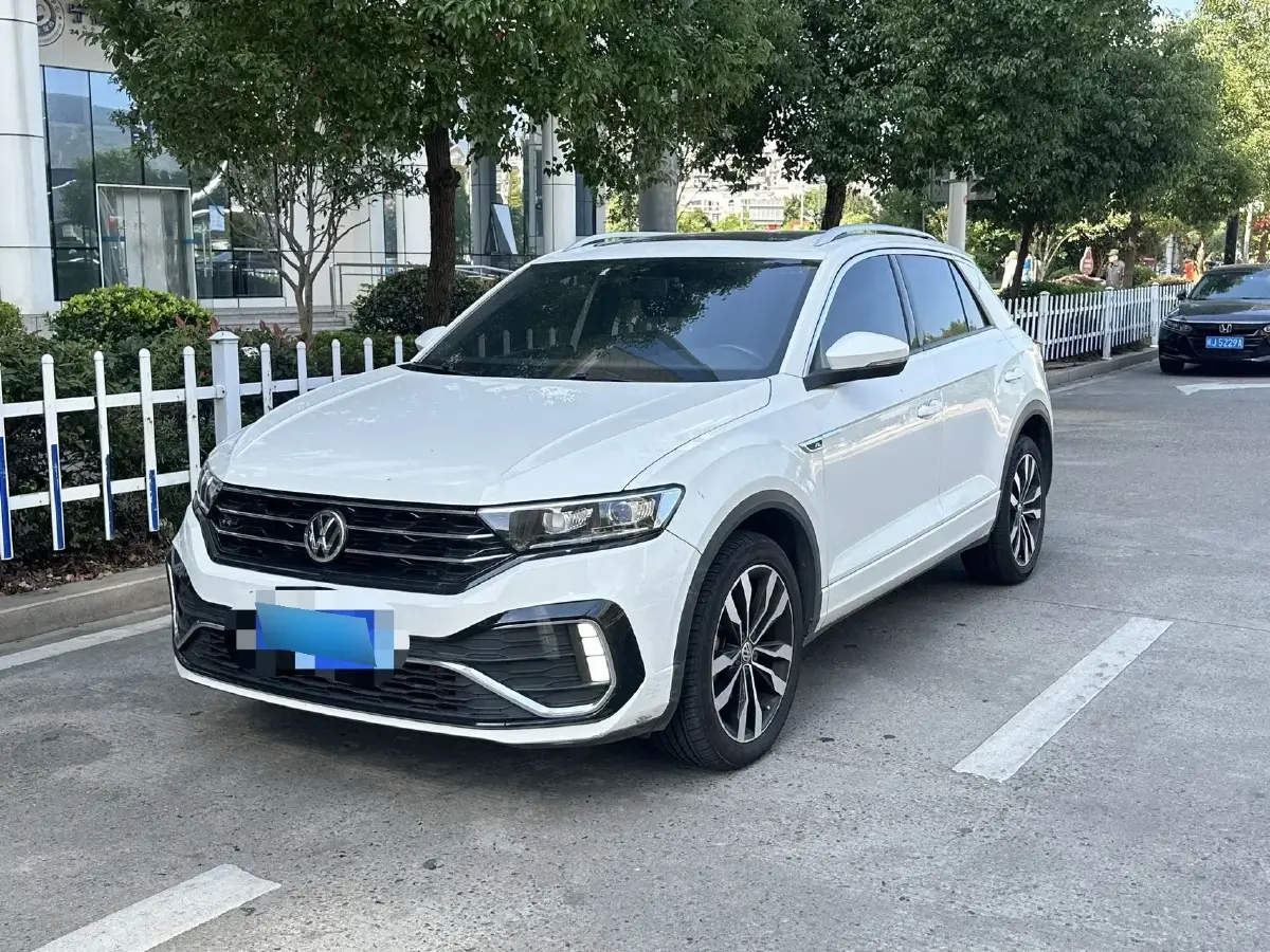 2019 Volkswagen T-Roc 1.4T 150HP L4 7DCT