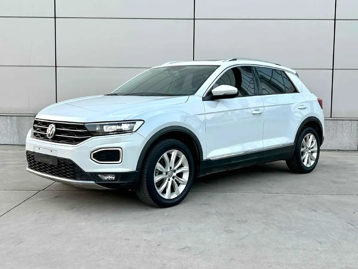 2020 Volkswagen T-Roc 1.4T 150HP L4 7DCT