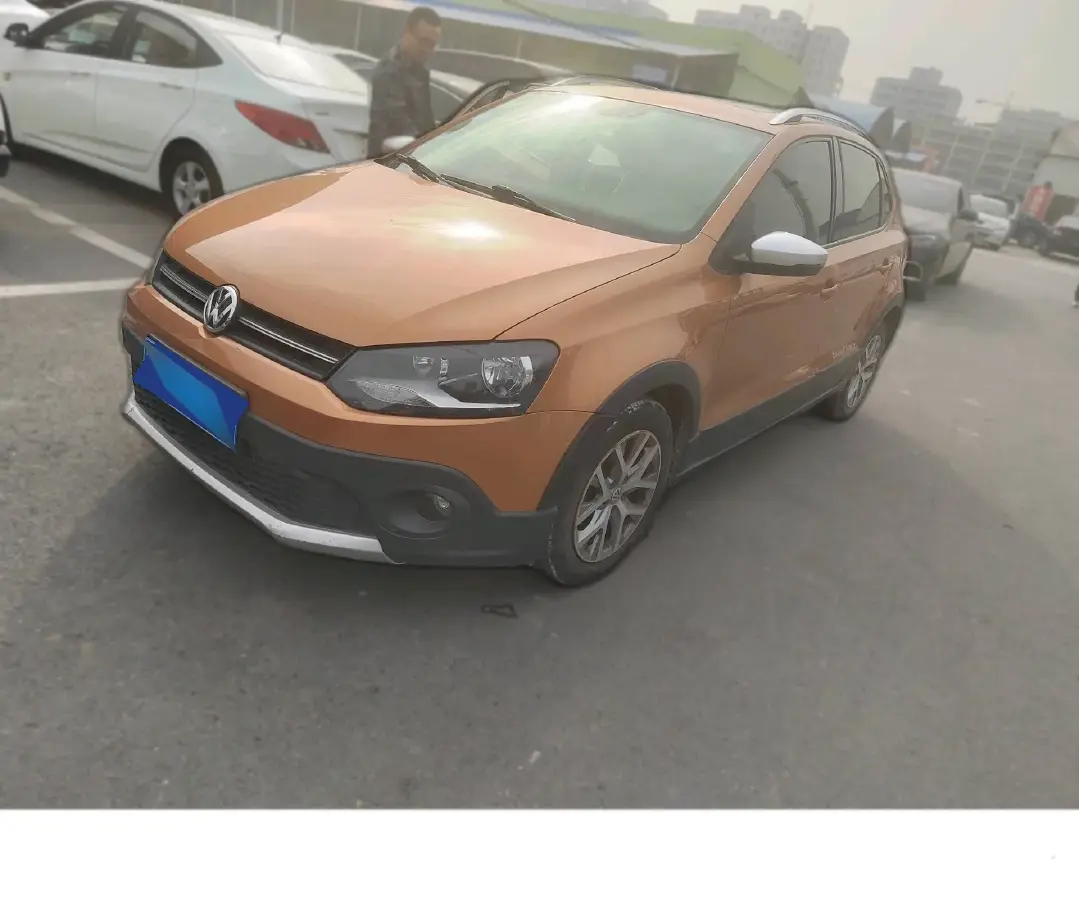2014 Volkswagen Polo 1.6L 110HP L4 5MT