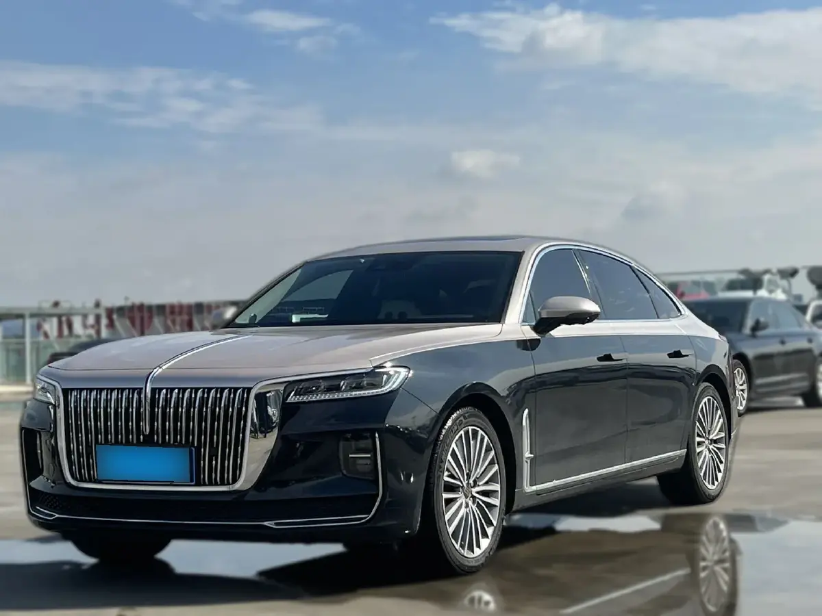 2023 HongQi H9 2.0T 252HP L4 7DCT