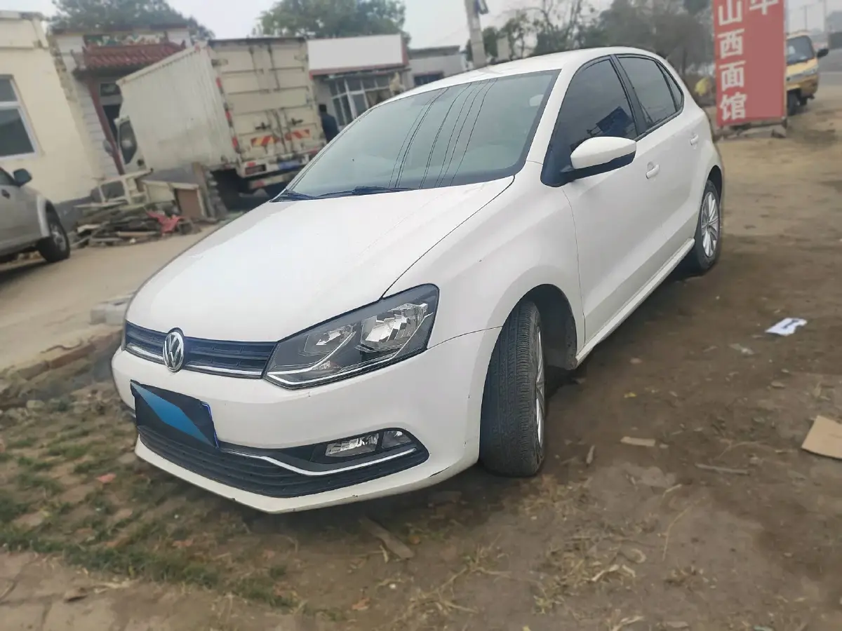 2014 Volkswagen Polo 1.6L 110HP L4 6AT