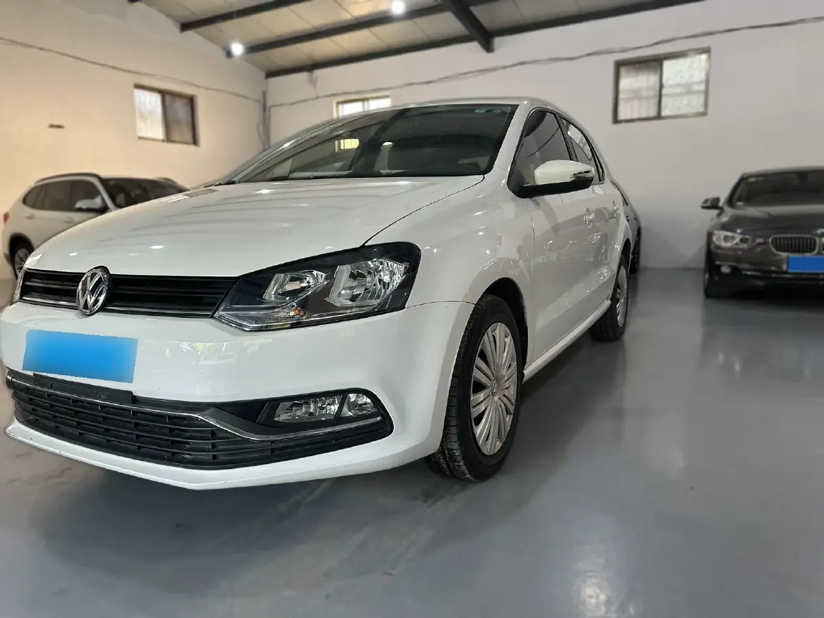 2018 Volkswagen Polo 1.5L 110HP L4 6AT